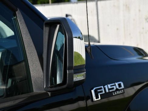 Used 2017 Ford F150 Lariat AWD/4WD image 28