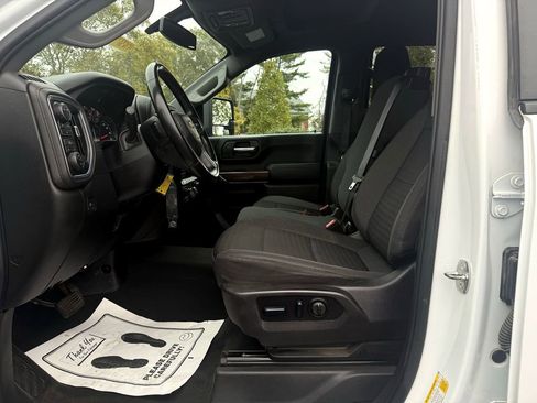 Used 2023 Chevrolet Silverado 2500 LT image 12