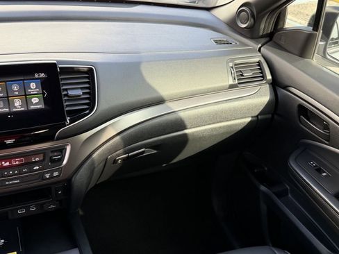 Used 2024 Honda Passport EX-L image 15