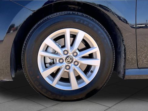 Used 2026 Toyota Camry LE image 11