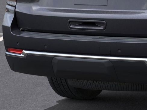 New 2026 Chevrolet Suburban LS image 14