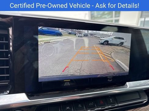 Used 2022 Chevrolet Silverado 1500 LT image 13