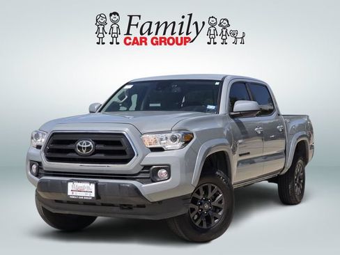 Used 2021 Toyota Tacoma SR5 RWD image 1