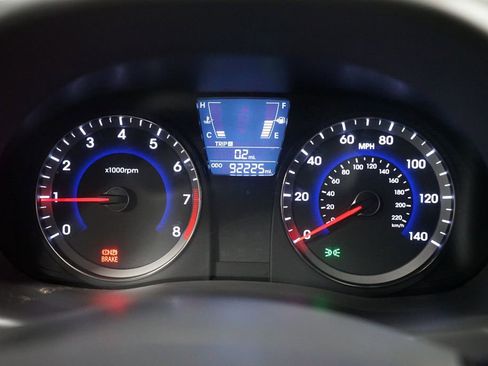 Used 2013 Hyundai Accent GS image 13