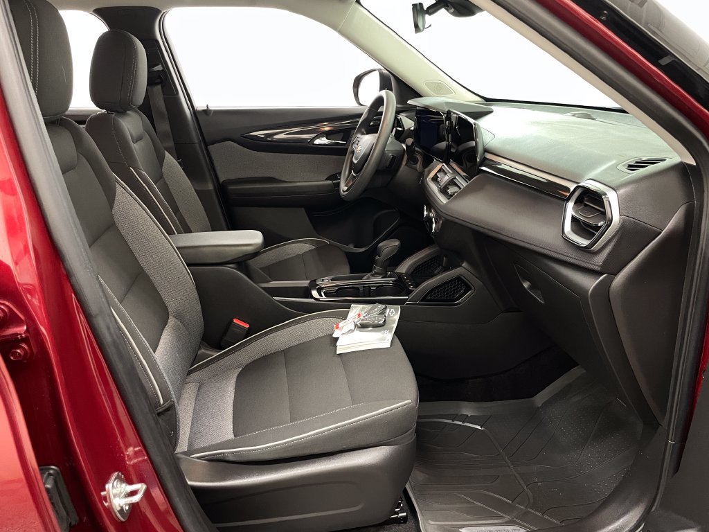 Certified 2024 Chevrolet TrailBlazer LS w/ LS Convenience Package FWD image 28