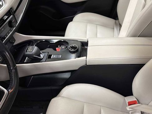 Used 2023 Nissan Rogue SL w/ SL Premium Package image 23