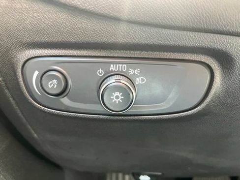 Used 2024 Chevrolet Equinox LS w/ LS Convenience Package AWD/4WD image 27