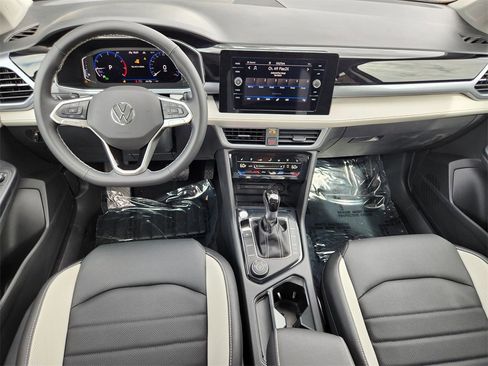 New 2025 Volkswagen Taos SEL image 2