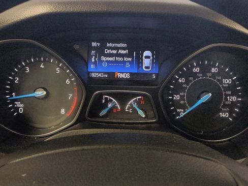 Used 2017 Ford Focus Titanium w/ Titanium Technology Package FWD image 23