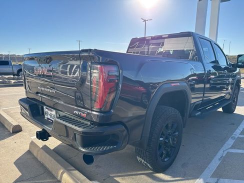 Used 2024 GMC Sierra 2500 AT4 w/ Max Trailering Package image 5