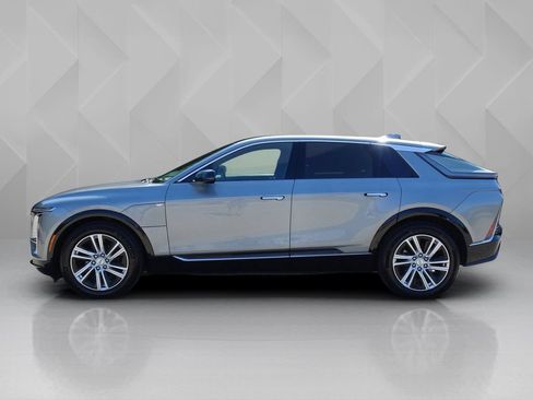 Certified 2024 Cadillac Lyriq Tech w/ LPO, Floor Liner Package AWD/4WD image 2