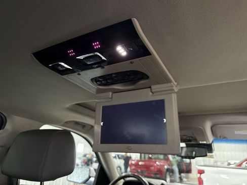 Used 2018 GMC Yukon XL Denali w/ Open Road Package image 30