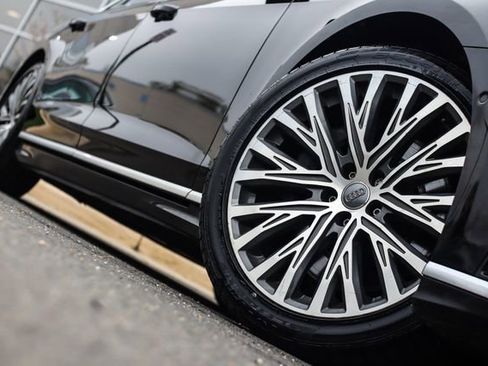 Used 2019 Audi A8 L 3.0T w/ Lighting Package image 64
