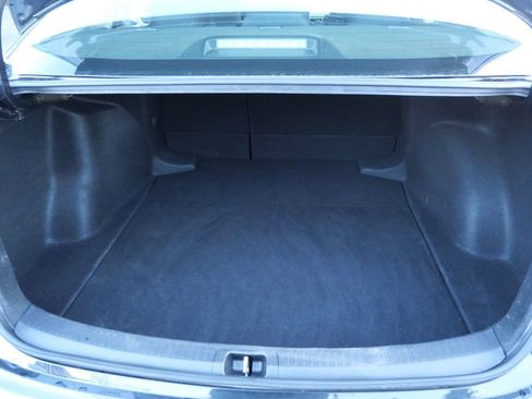 Used 2023 Toyota Corolla LE image 31