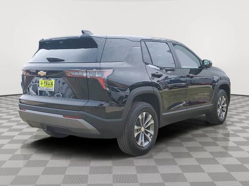 New 2026 Chevrolet Equinox LT w/ Convenience Package II FWD image 3