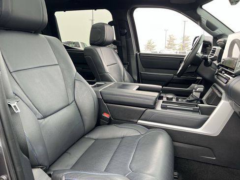 Used 2024 Toyota Tundra Platinum image 27