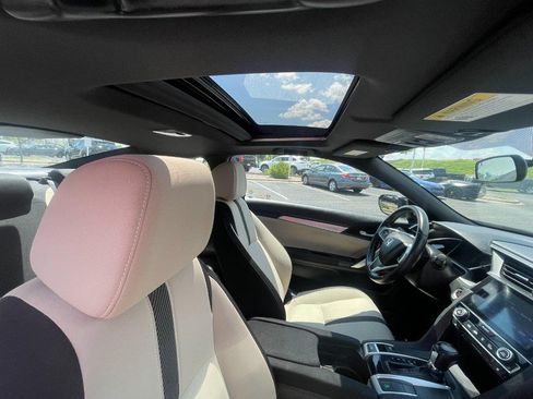Used 2018 Honda Civic EX-T image 10
