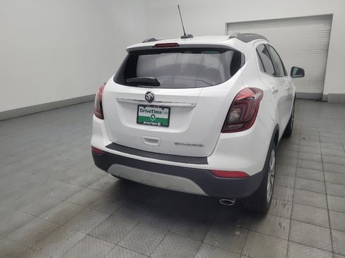 Used 2020 Buick Encore Preferred FWD image 9