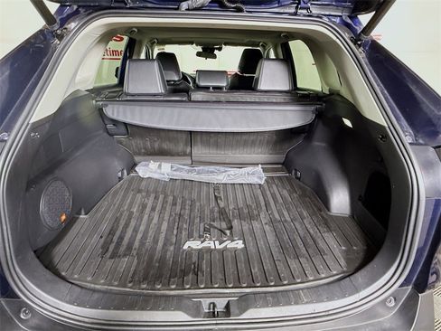 Certified 2023 Toyota RAV4 XLE Premium image 30