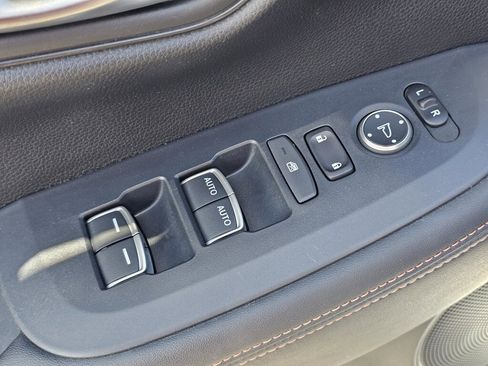 Certified 2024 Honda HR-V Sport image 16