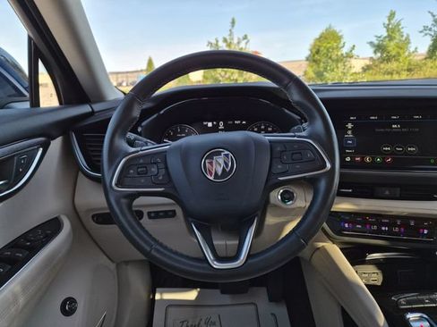 Used 2023 Buick Envision Avenir FWD image 22