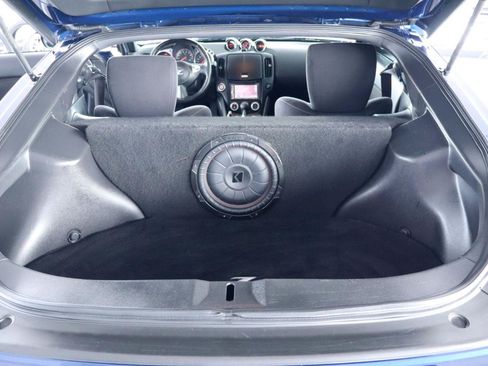 Used 2017 Nissan 370Z Coupe RWD image 28