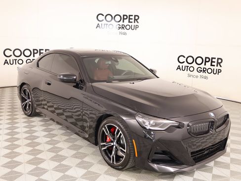 Used 2025 BMW 230i Coupe w/ M Sport Package RWD image 1