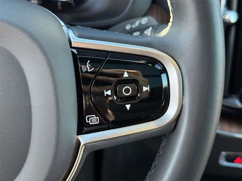 Used 2023 Volvo XC60 B5 Plus w/ Climate Package image 20