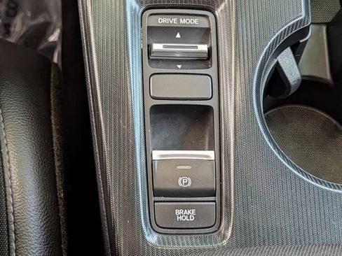 Used 2025 Honda Civic Sport image 15