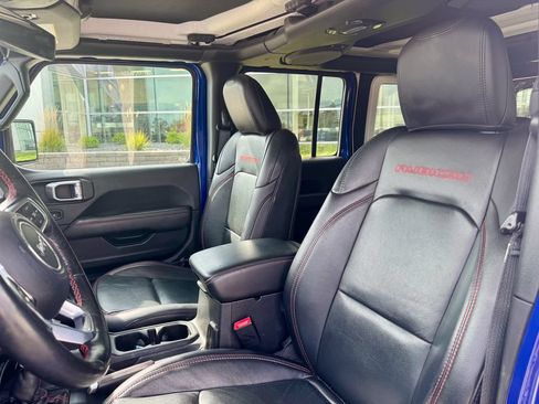 Used 2019 Jeep Wrangler Unlimited Rubicon w/ Uconnect 4C Nav & Sound Group AWD/4WD image 8