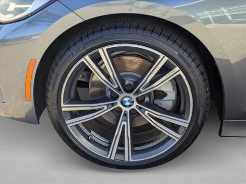 Used 2020 BMW 330i Sedan w/ Convenience Package image 23
