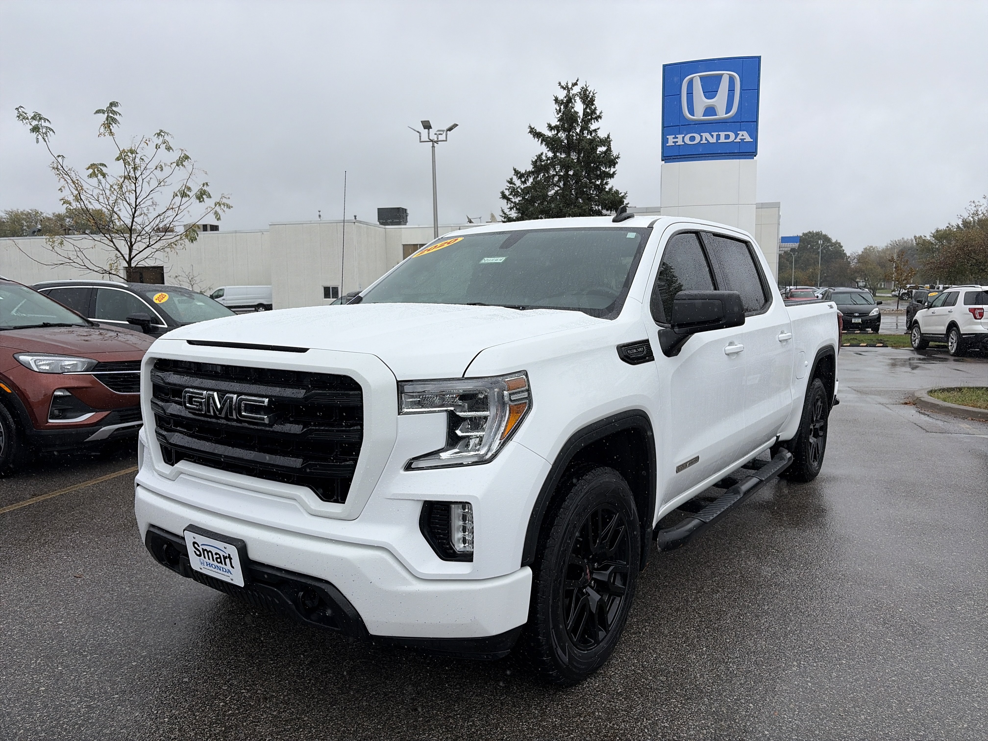 Used 2020 GMC Sierra 1500 Elevation w/ Elevation Value Package AWD/4WD image 1