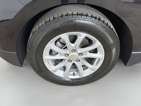 Used 2020 Chevrolet Equinox LT w/ Driver Convenience Package FWD image 17
