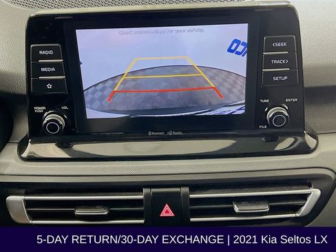 Used 2021 Kia Seltos LX image 19