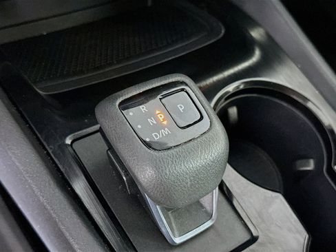 Used 2023 Nissan Rogue SV w/ SV Premium B Package FWD image 23
