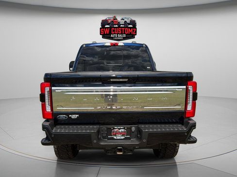 Used 2024 Ford F350 Platinum w/ Tremor Off-Road Package AWD/4WD image 6