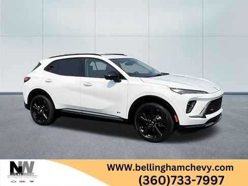 Used 2025 Buick Envision Sport Touring AWD/4WD image 1