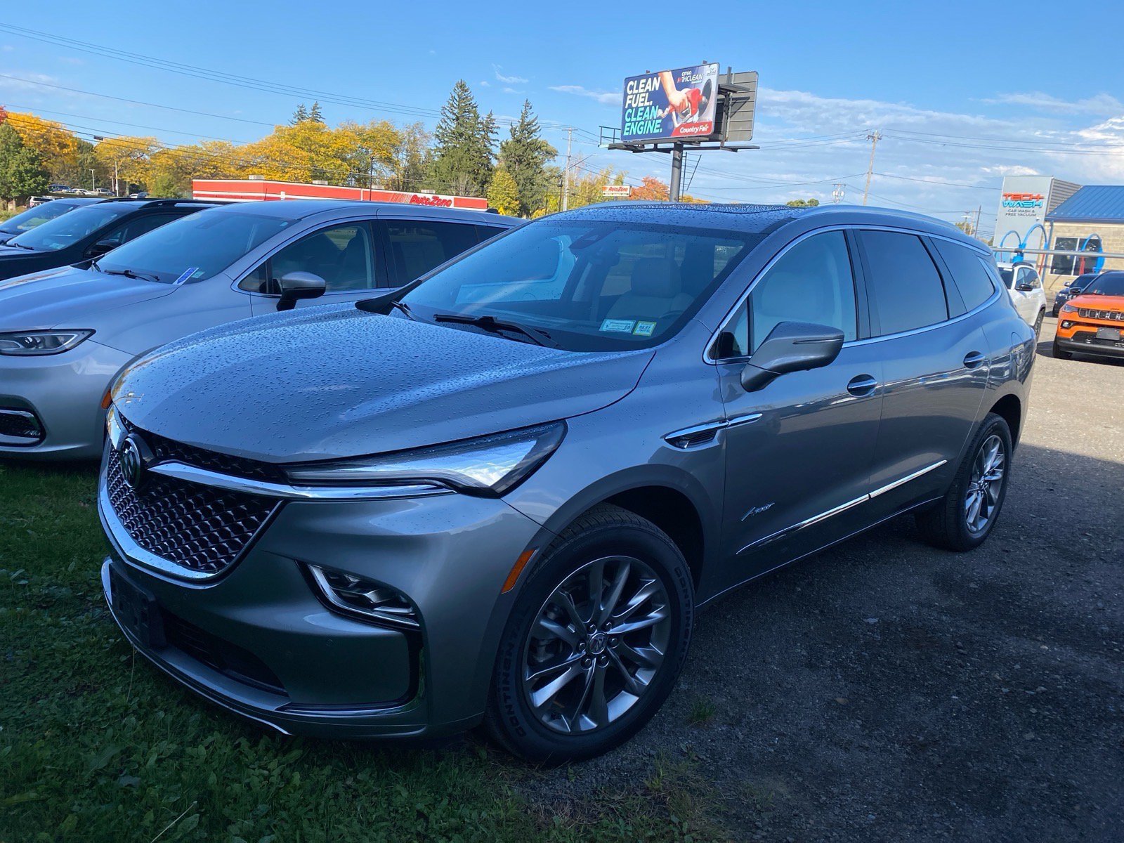 Used 2024 Buick Enclave Avenir w/ Avenir Technology Package AWD/4WD image 1