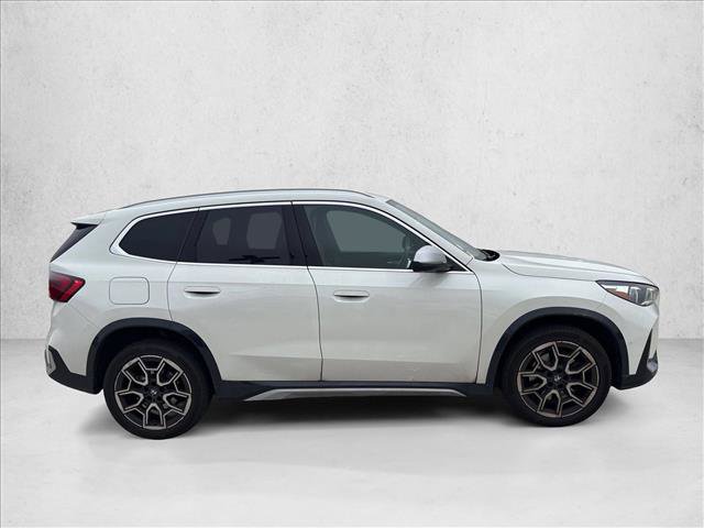 Used 2023 BMW X1 xDrive28i w/ Convenience Package AWD/4WD image 4