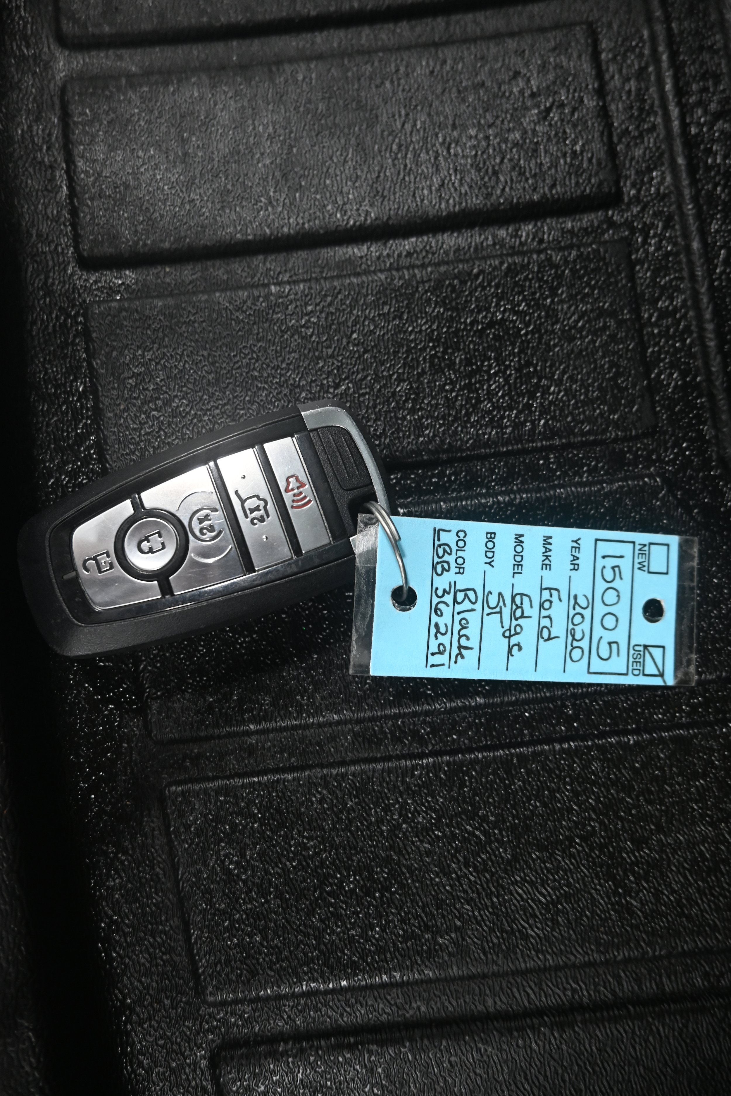 Used 2020 Ford Edge ST w/ Equipment Group 401A AWD/4WD image 40
