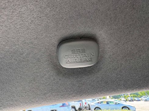 Used 2015 Toyota Tacoma PreRunner w/ SR5 Package RWD image 39