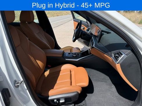 Used 2023 BMW 330e xDrive w/ Driving Assistance Package AWD/4WD image 36