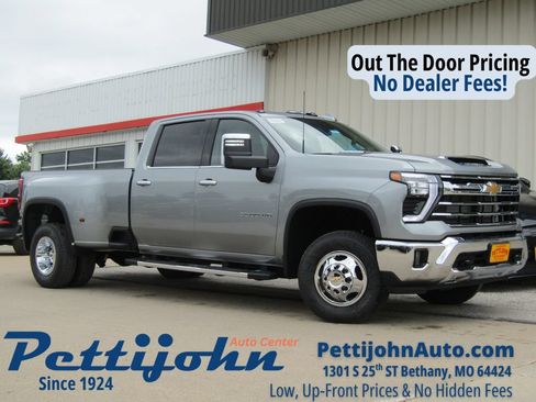 New 2026 Chevrolet Silverado 3500 LTZ w/ LTZ Convenience Package AWD/4WD image 1