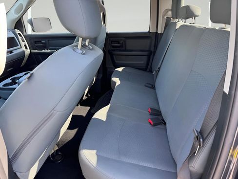 Used 2017 RAM 1500 Express image 30