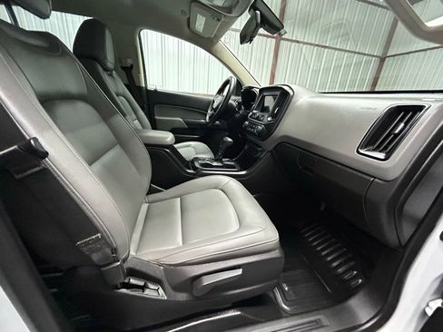 Used 2020 Chevrolet Colorado W/T w/ WT Convenience Package image 12