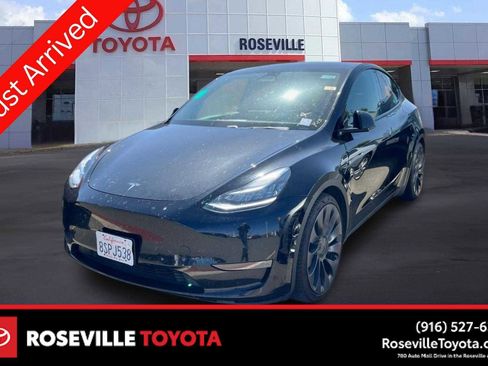 Used 2020 Tesla Model Y Performance AWD/4WD image 1