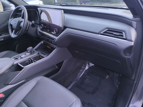 Certified 2024 Lexus TX 350 FWD image 38