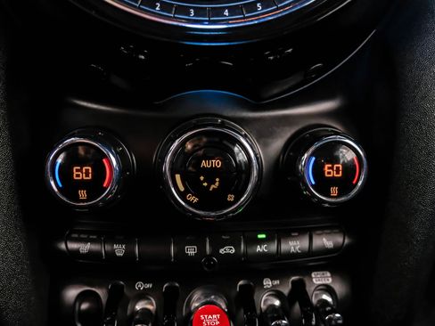 Used 2019 MINI Cooper S image 22