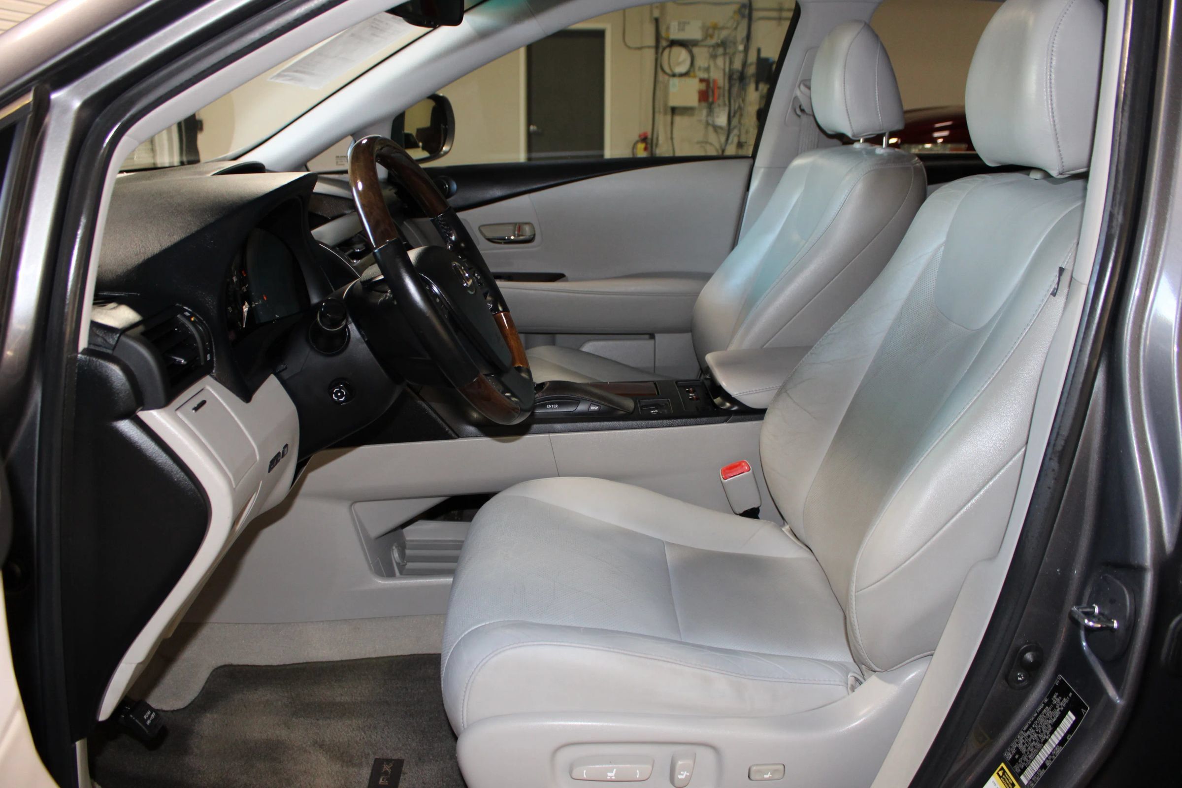 Used 2012 Lexus RX 350 FWD w/ Premium Pkg image 26