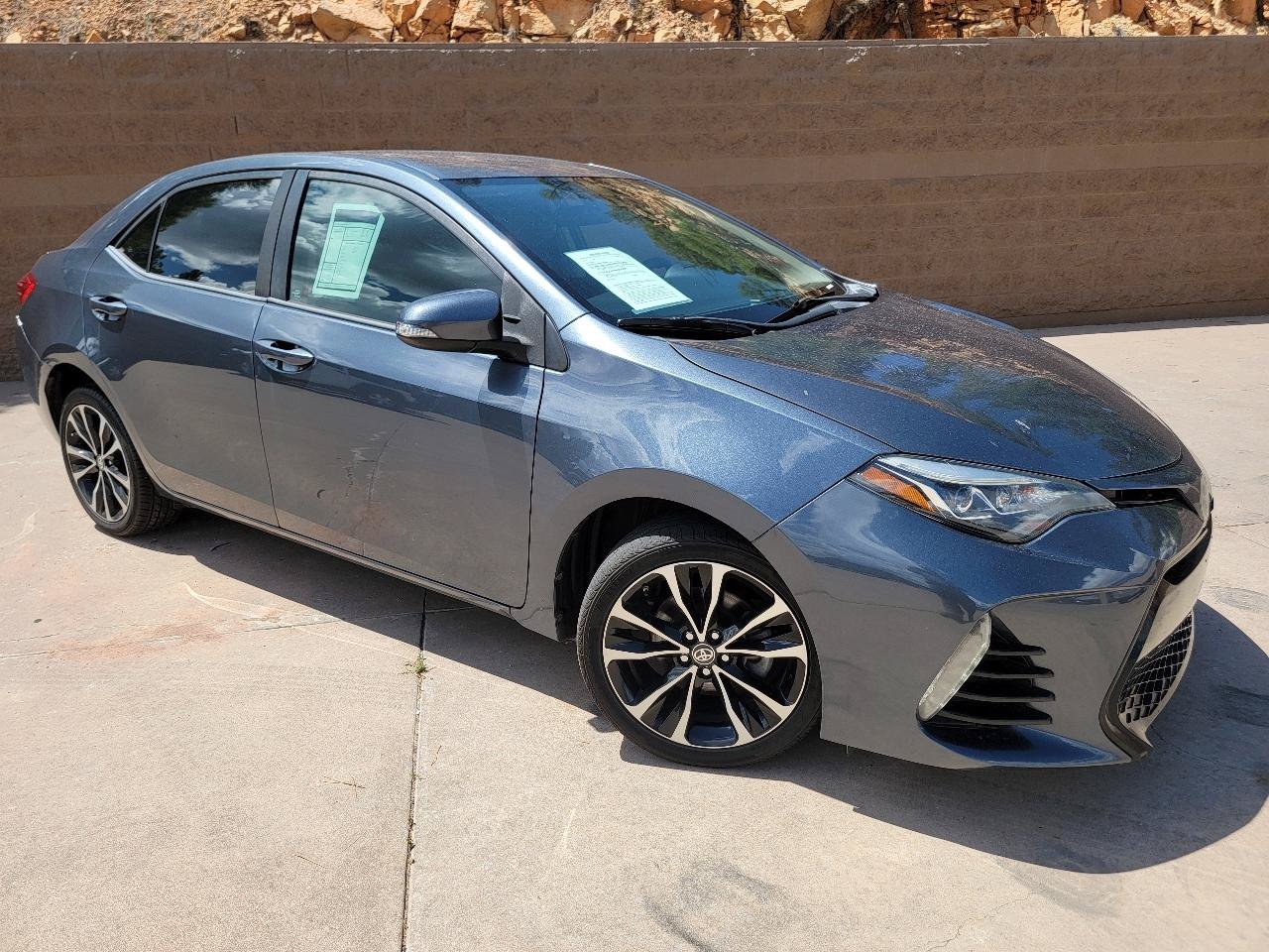 Used 2017 Toyota Corolla SE w/ Carpet Mat Package (TMS) FWD image 3